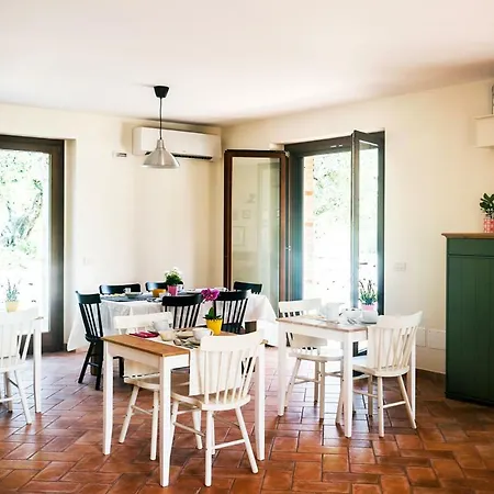 Sottocastello Il Casale بيت ضيافة 3*